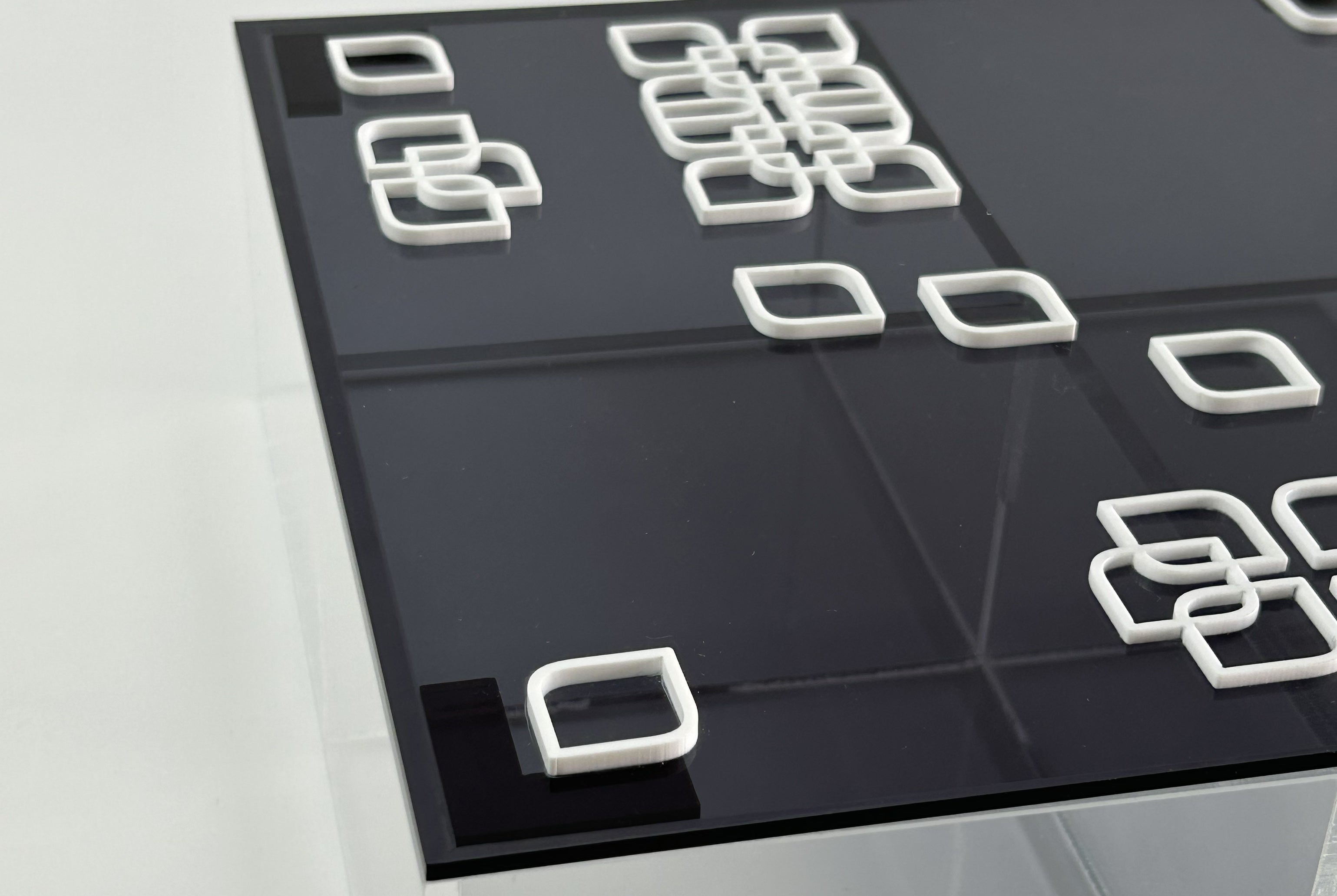 Arabesque Flower Box