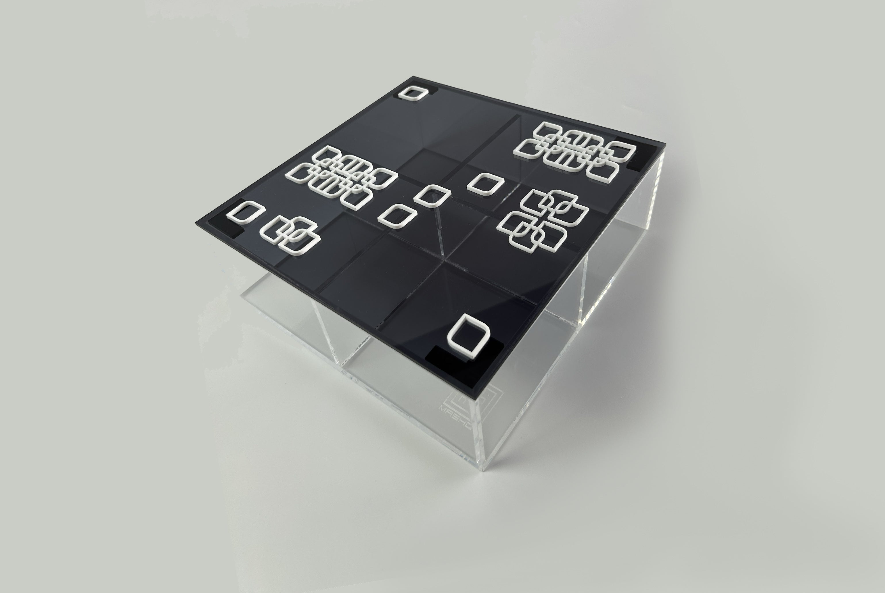 Arabesque Flower Box