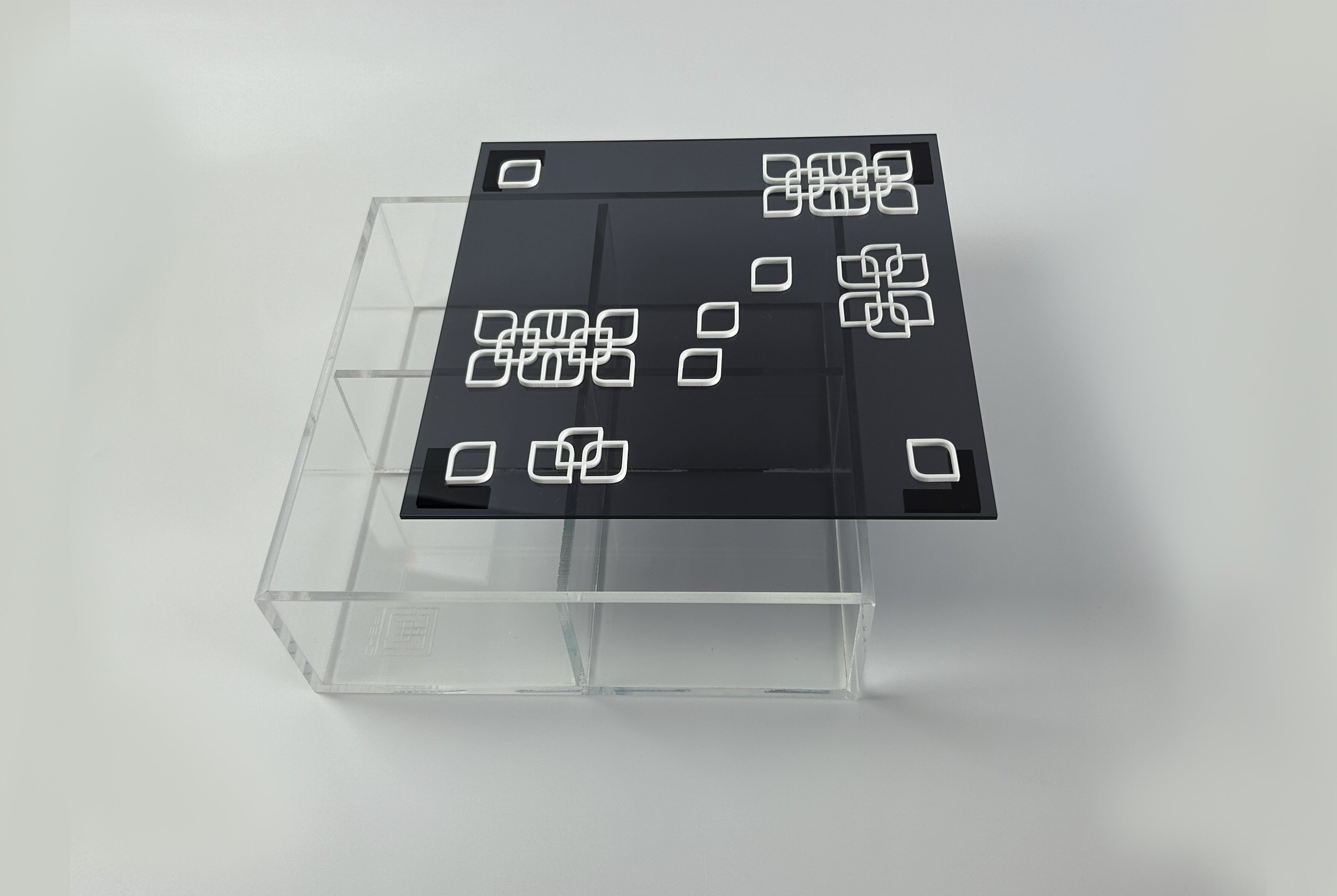 Arabesque Flower Box