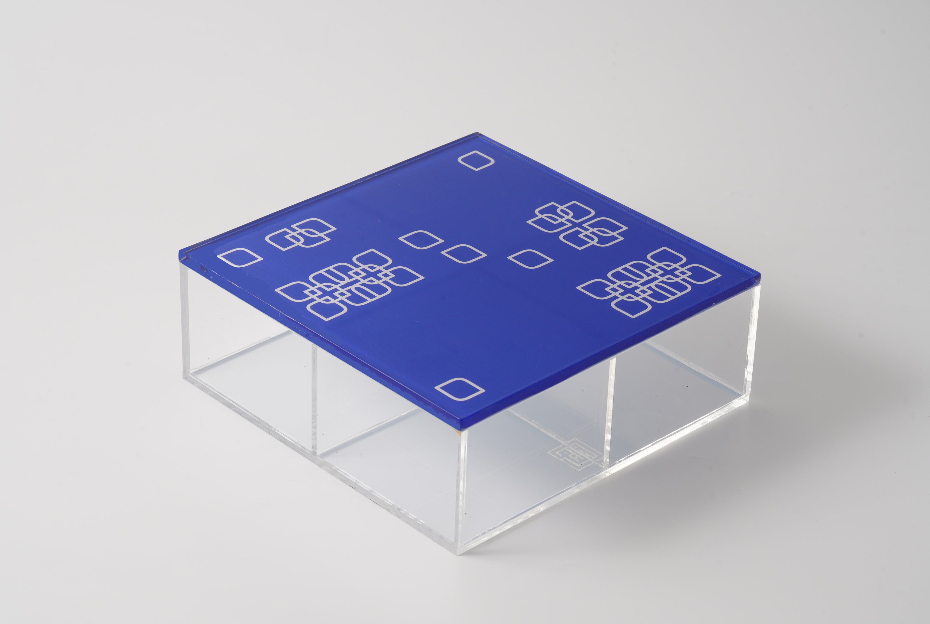 Arabesque Flower Box