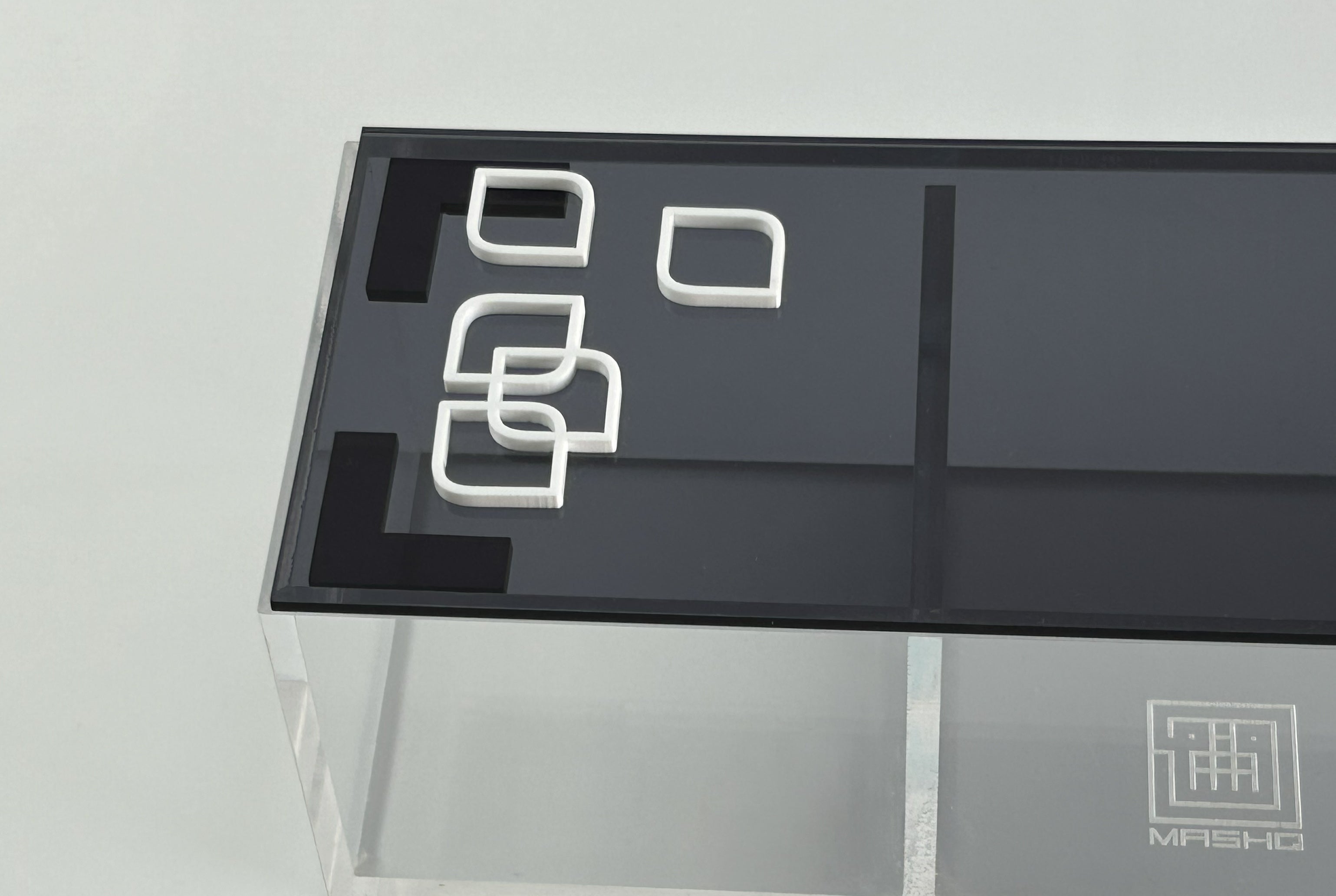 Arabesque Flower Box