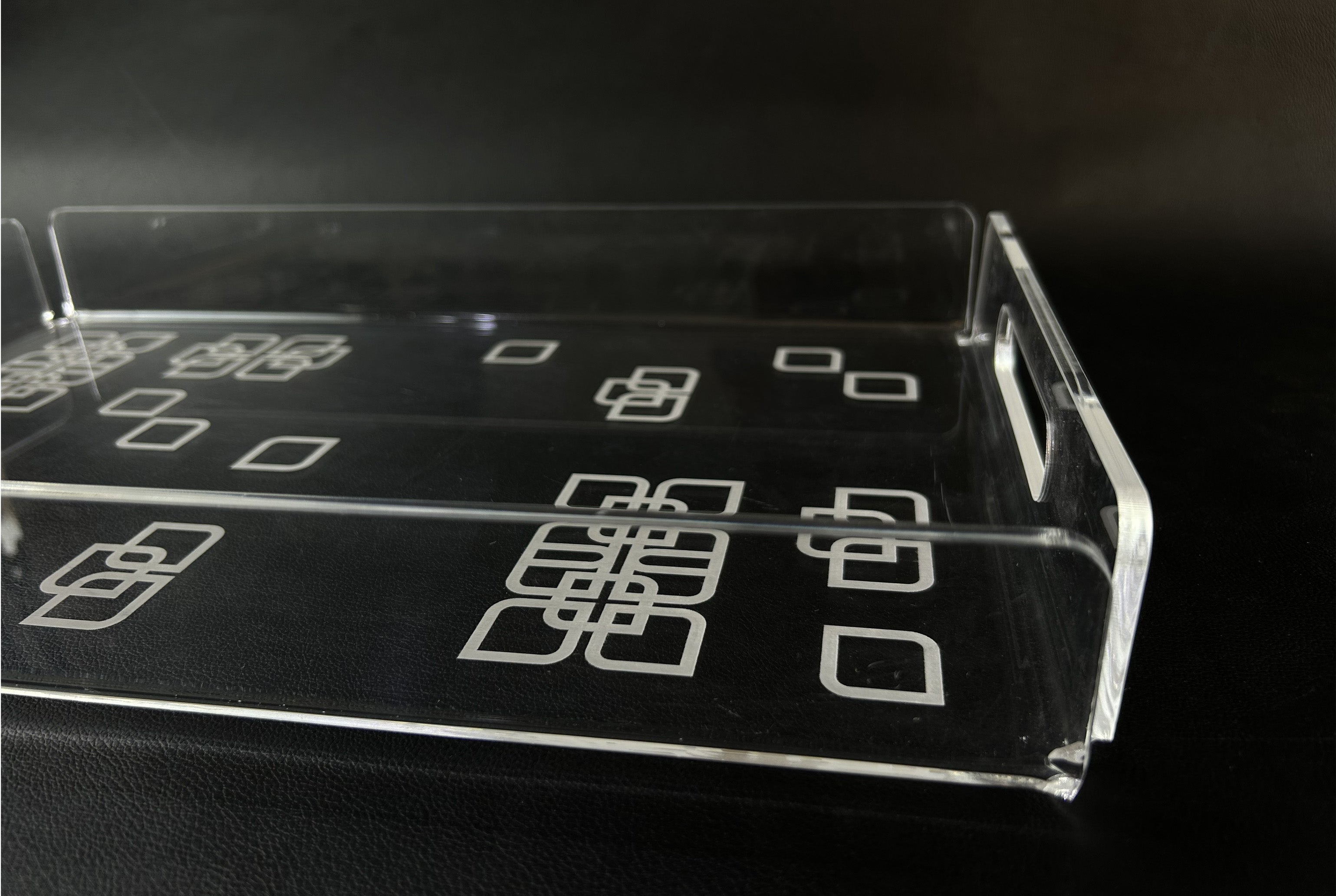 Arabesque Flowers Transparent Tray