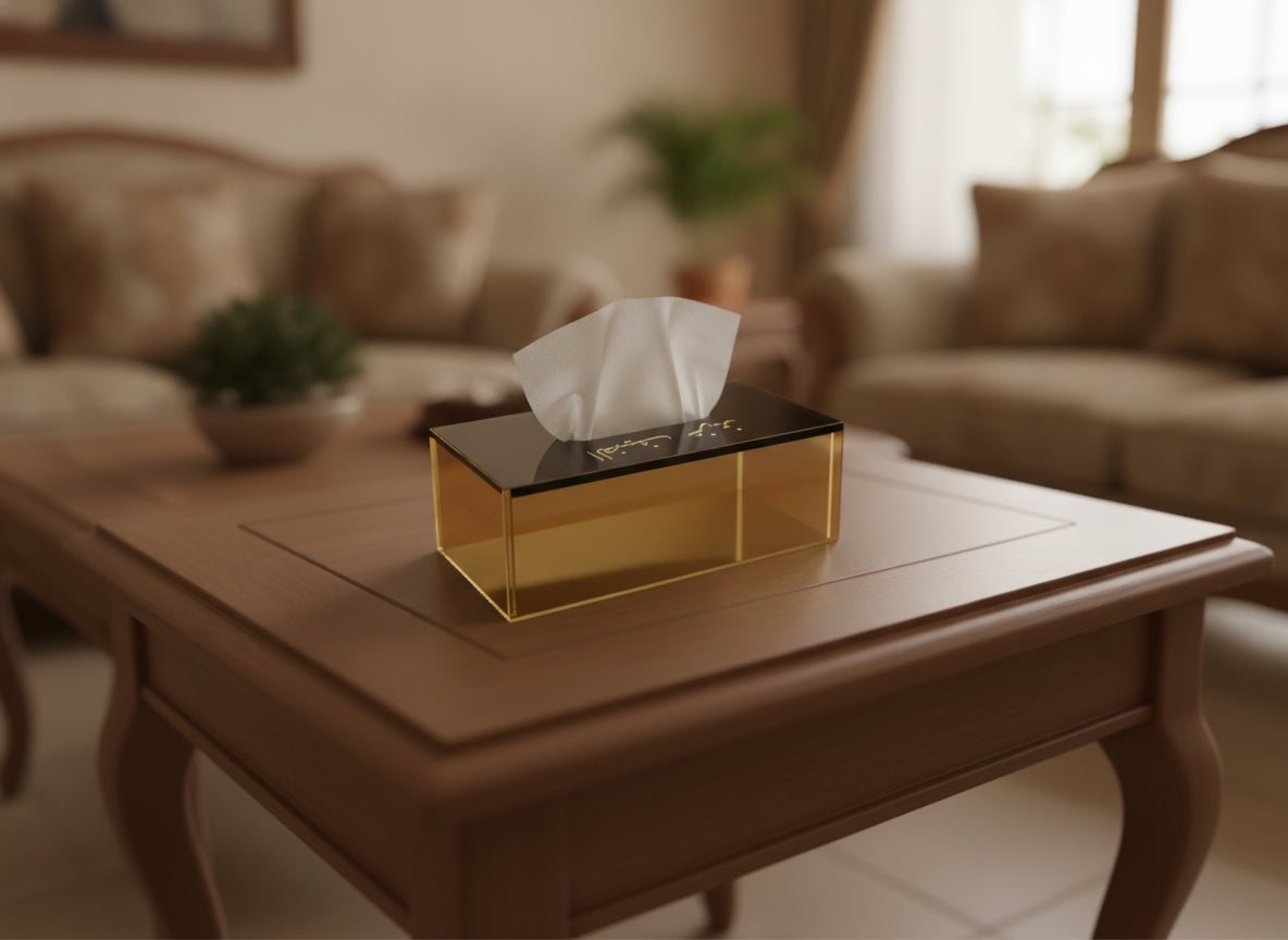 «الضيف عزيز» tissue box in use